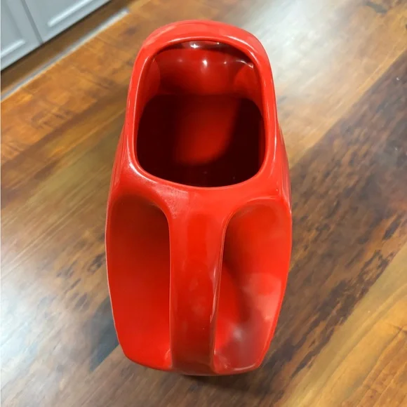 Red Fiesta Ware Vintage Pitcher - Made in the USA - Picture 5 of 10